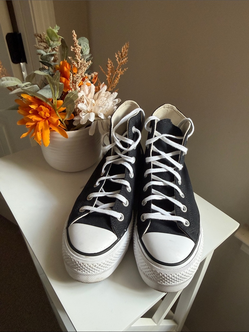 Women Classic High-Top Canvas Sneakers in Black and White